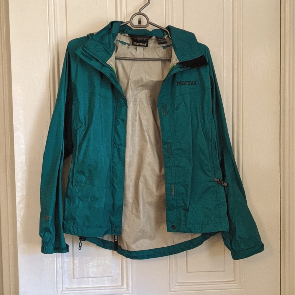 Marmot women's XS green rain shell